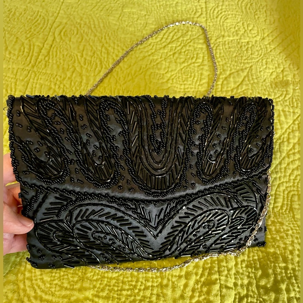 Le Regale LTD black beaded evening bag.